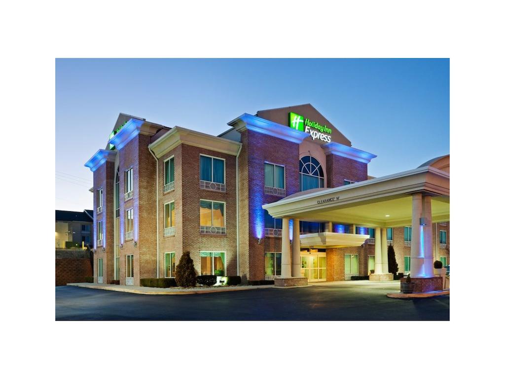 Holiday Inn Express And Suites