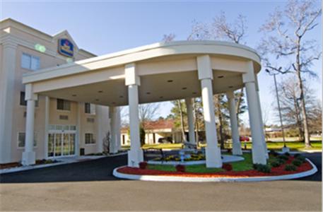 BEST WESTERN PLUS Newport News Inn and Suites