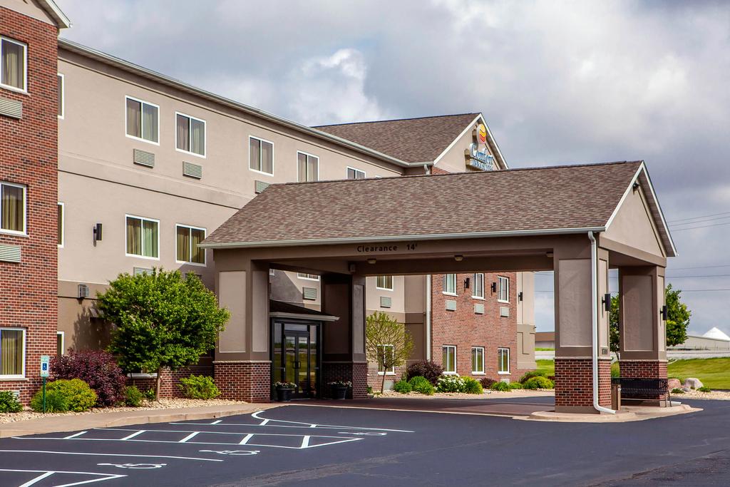 Comfort Inn and Suites Davenport - Quad Cities