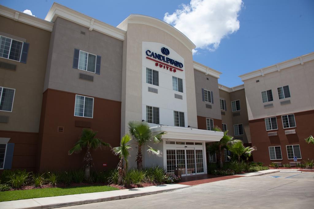 Candlewood Suites South