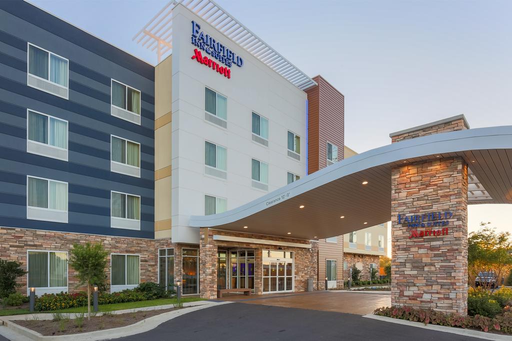 Fairfield Inn and Suites Alexandria