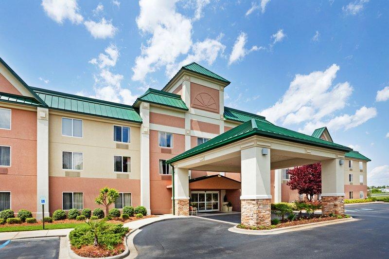 Holiday Inn Express and Suites Kings  Mountain