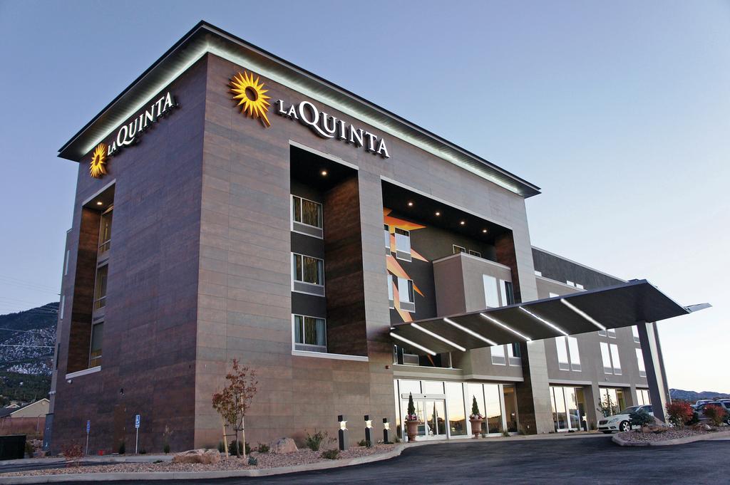 La Quinta Inn Suites Cedar City