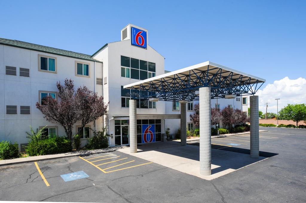 Motel 6 Cedar City