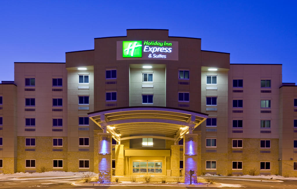 Holiday Inn Express Suites Mankato E