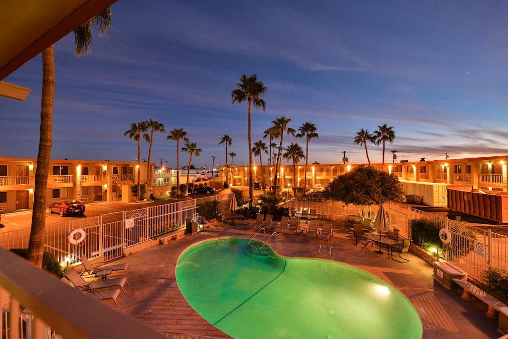 Sun City Inn and Suites