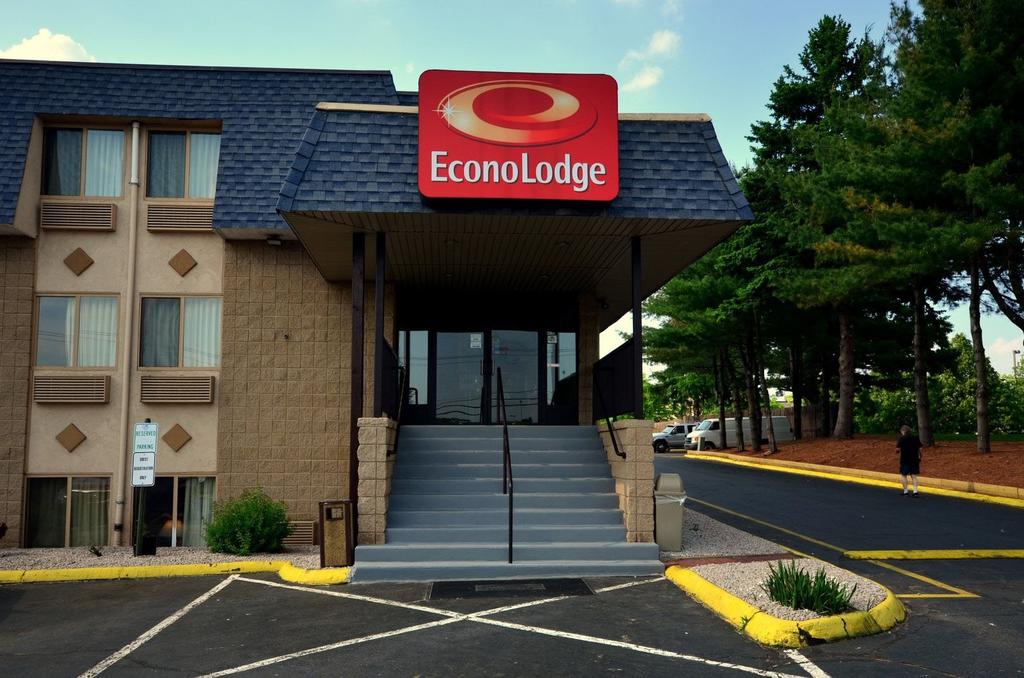 Econo Lodge Milldale - Southington