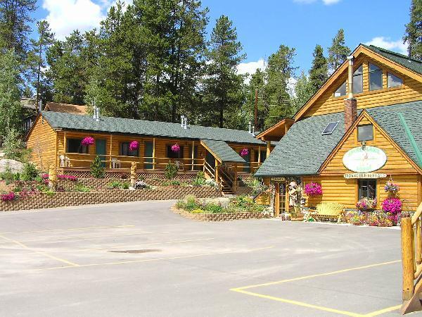 Spirit Lake Lodge and Snowmobile Rentals