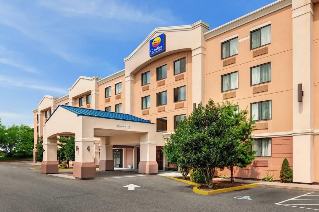 Comfort Inn and Suites Meriden