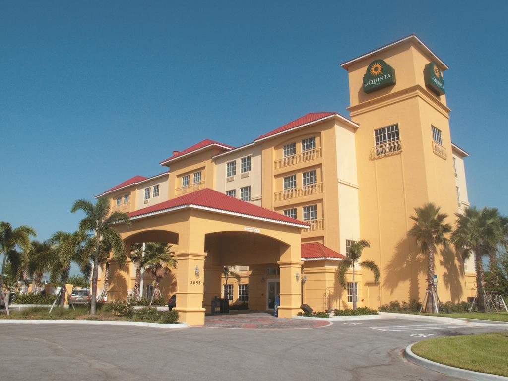 La Quinta Inn and Suites Ft Pierce