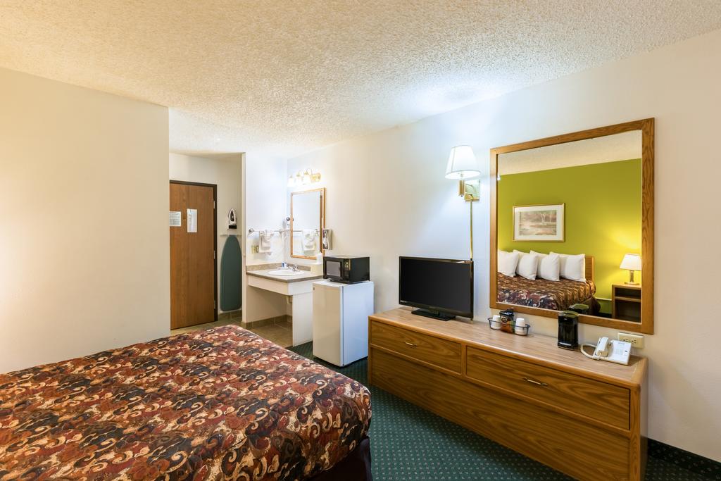 Rodeway Inn Grand Island