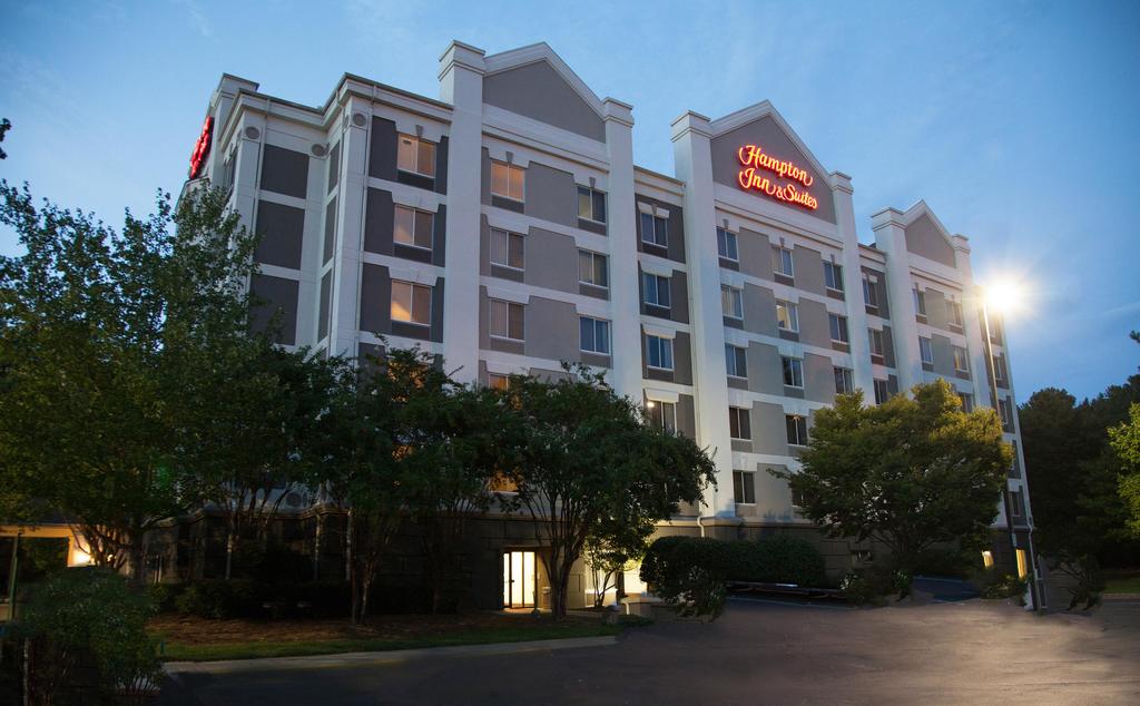 Hampton Inn and Suites Alpharetta