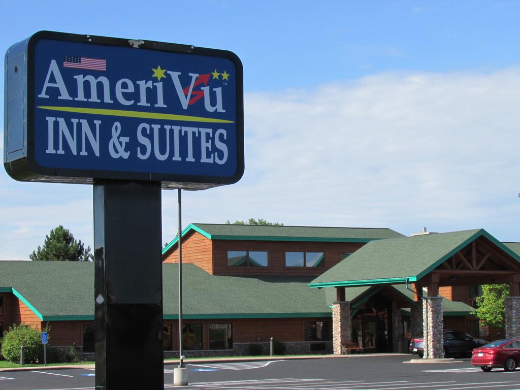 AmeriVu Inn and Suites