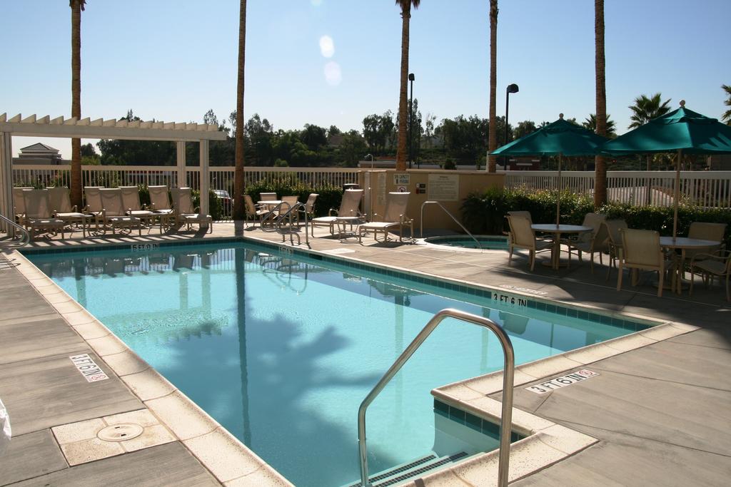 Hampton Inn and Suites Chino