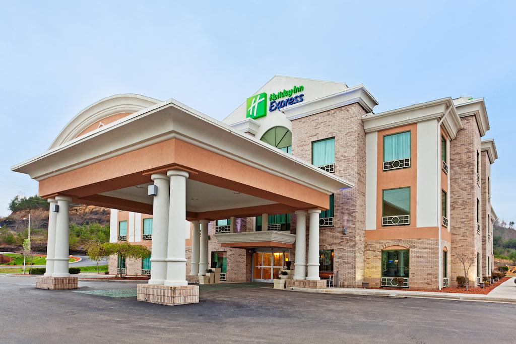 Holiday Inn Express and Suites Corbin