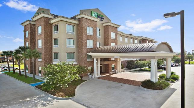 Holiday Inn Exp Stes Gonzales