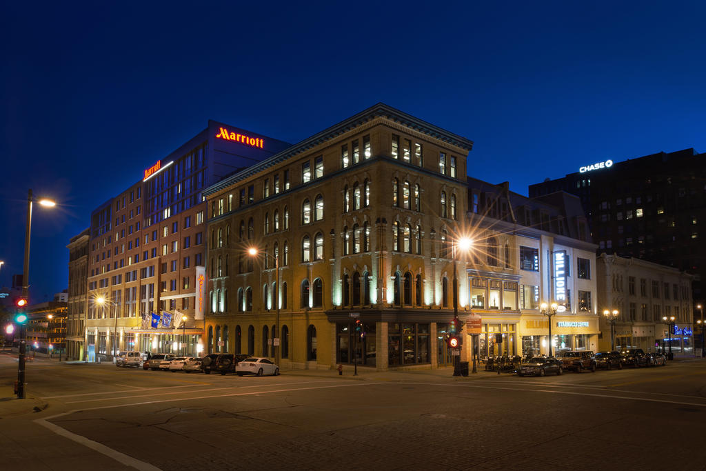 Milwaukee Marriott Downtown