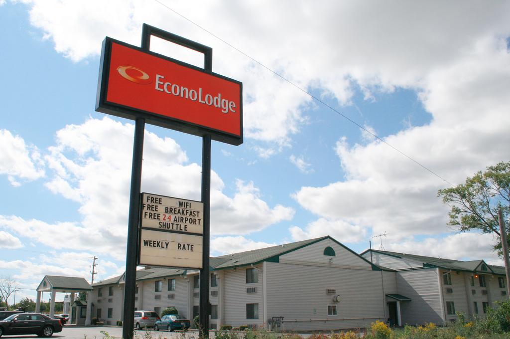 Econo Lodge Milwaukee Airport