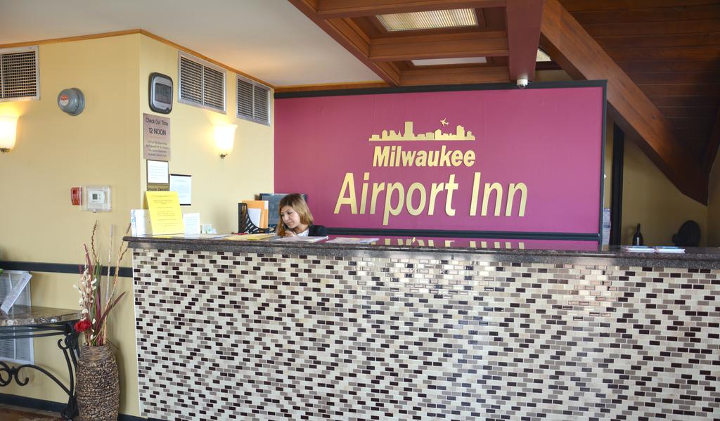 Milwaukee Airport Inn