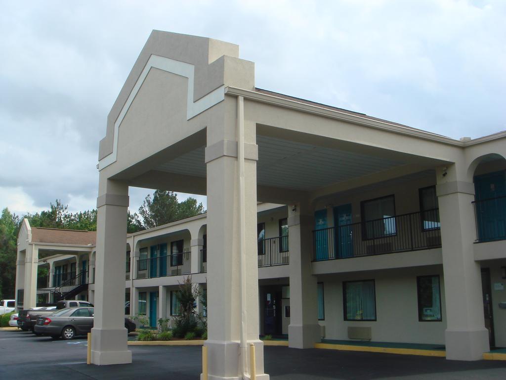 Key West Inn Roanoke