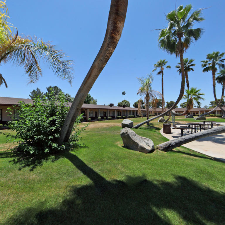 Thunderbird Executive Inn and Conference Center