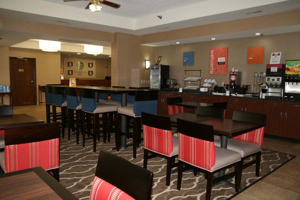 Comfort Inn Grove City