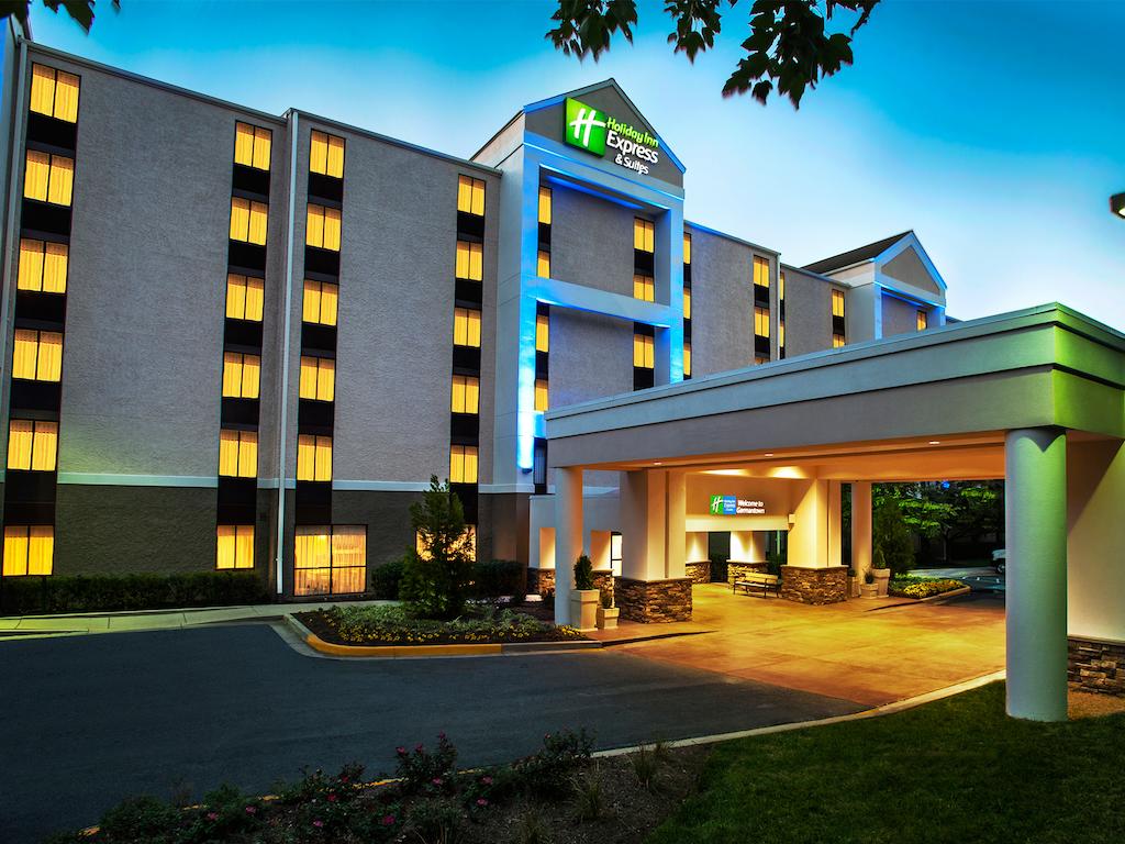 Holiday Inn Express and Suites Germantown