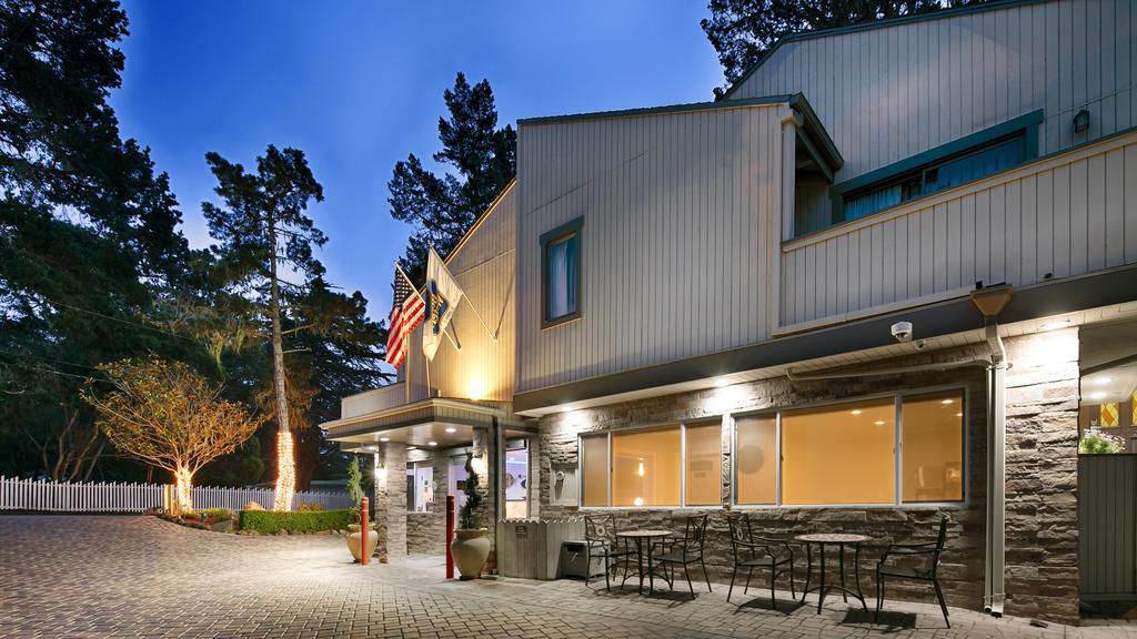 BEST WESTERN The Inn and Suites Pacific Grove