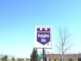 Knights Inn Racine