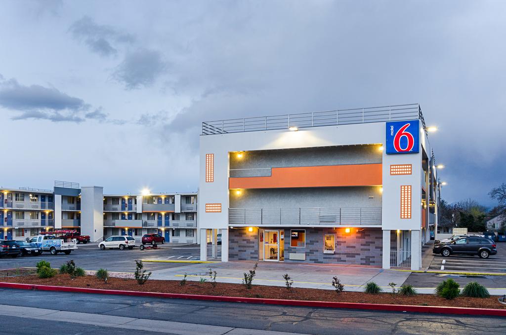 Motel 6 Denver Central Fed Blvd