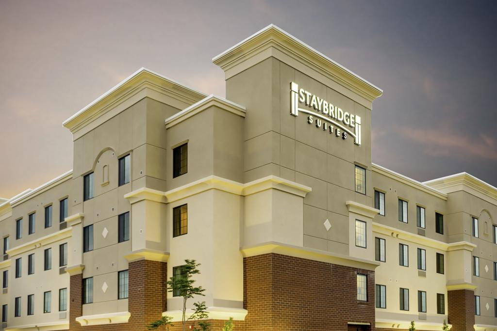 Staybridge Suites Denver - Stapleton