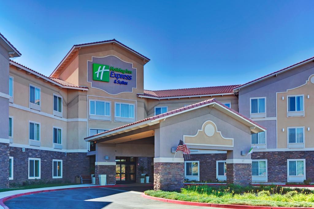 Holiday Inn Exp Stes Beaumont