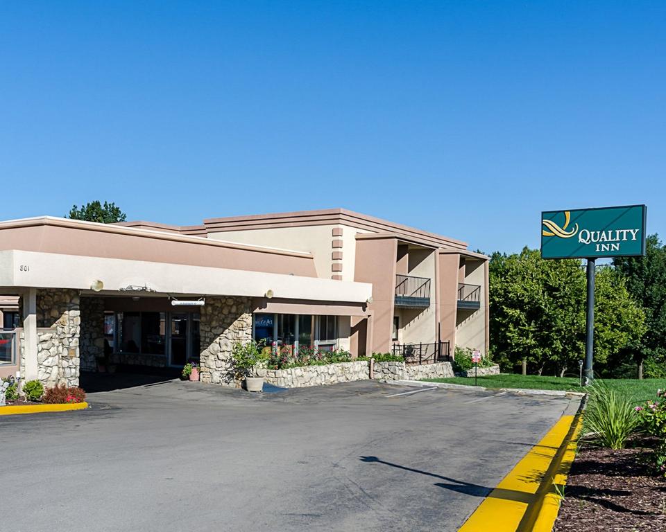 Quality Inn Lawrence-University Area