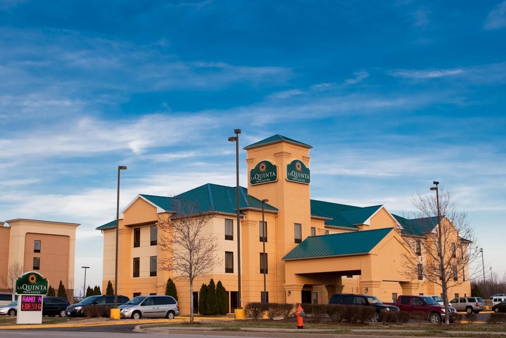 La Quinta Inn and Suites Louisville