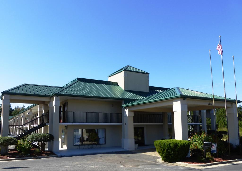 Red Roof Inn Fayetteville