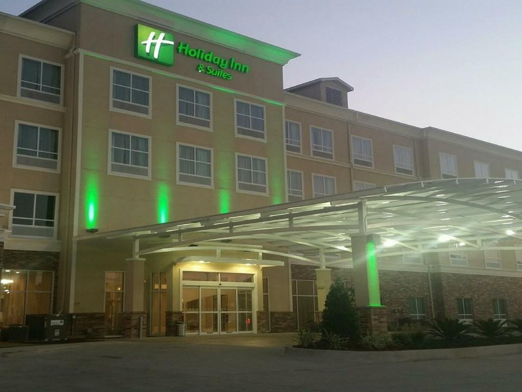 Holiday Inn Hotel and Suites Lafayette North