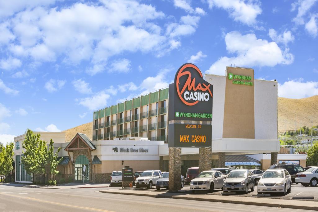 Wyndma Garden Carson Station Casino Hotel