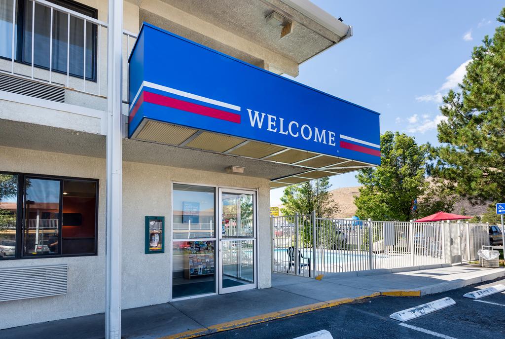 Motel 6 Carson City