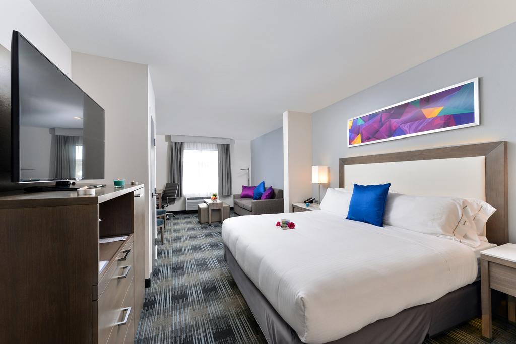 Holiday Inn Express and Suites San Diego - Hotel Circle