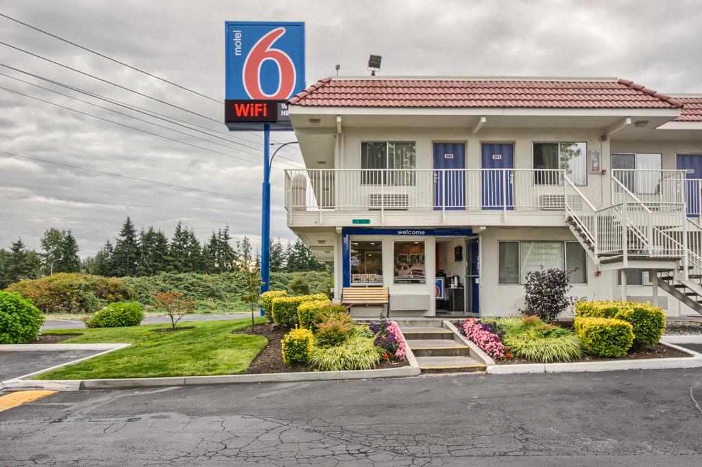 Motel 6 Everett South