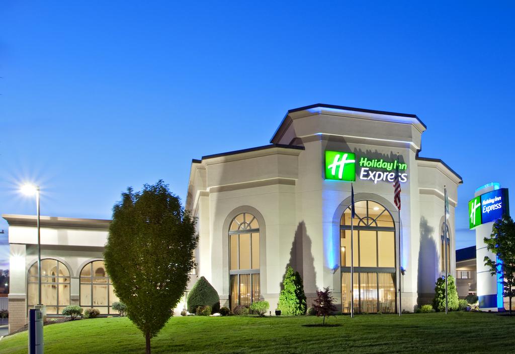 Holiday Inn Exp Harrisonburg