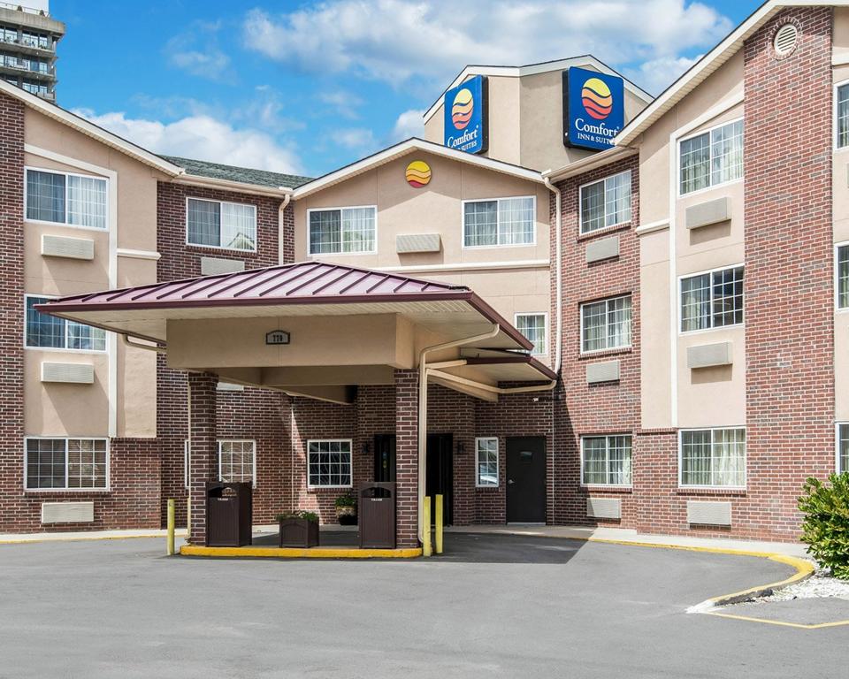 Comfort Inn and Suites Kansas City Downtown