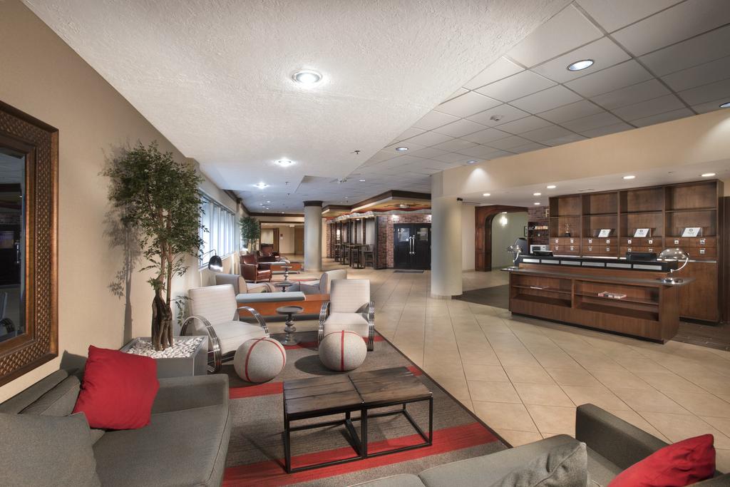 Four Points by Sheraton Kansas City - Sports Complex