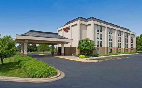 Hampton Inn Kansas City Airport