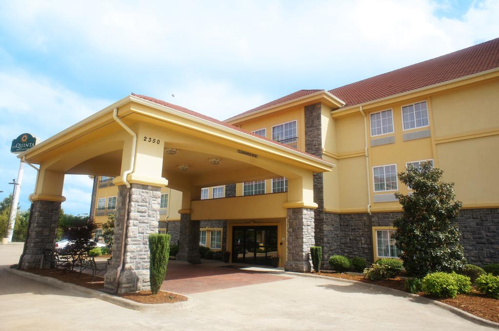 La Quinta Inn and Suites Conway