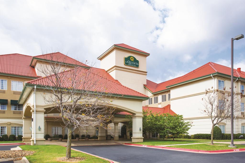 La Quinta Inn and Suites Bentonville