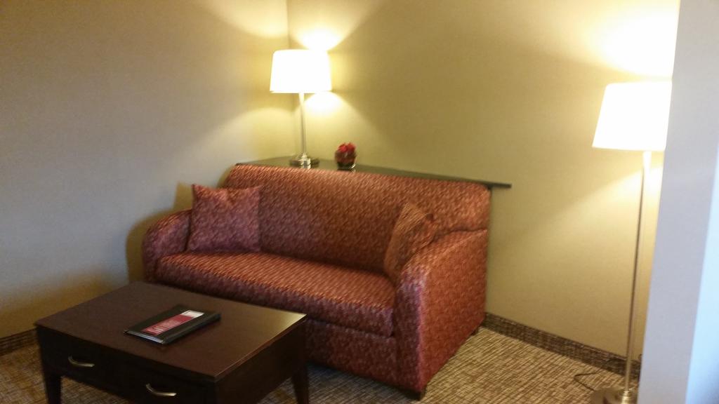 Comfort Suites Bentonville