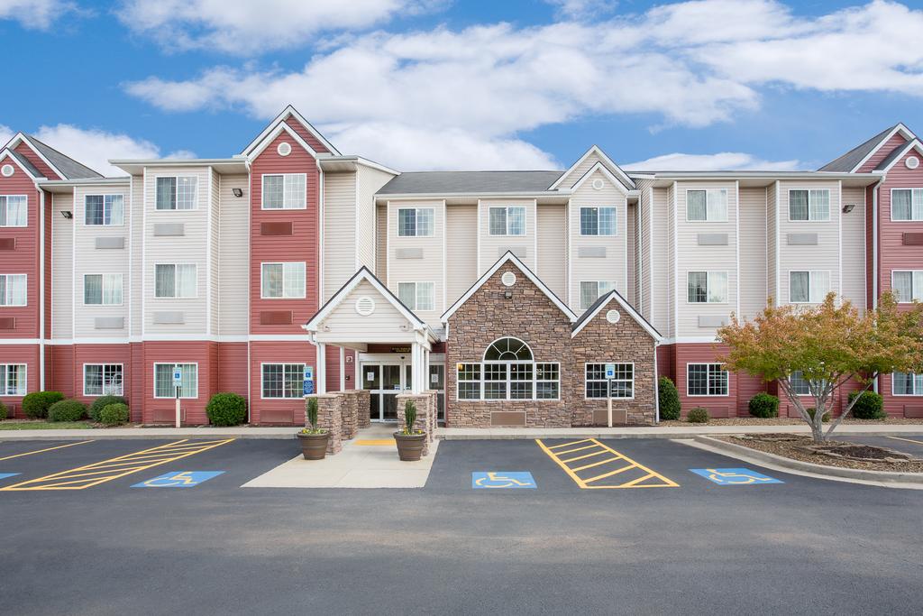 Microtel Inn and Suites by Wyndham Bentonville