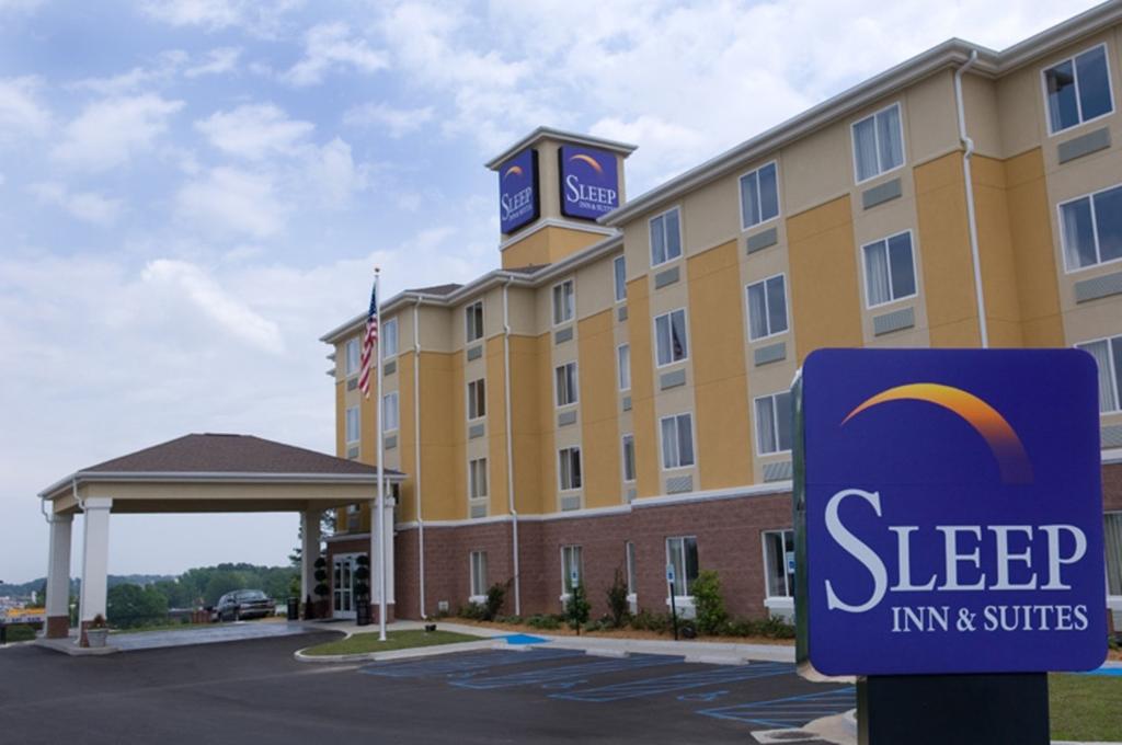 Sleep Inn and Suites University