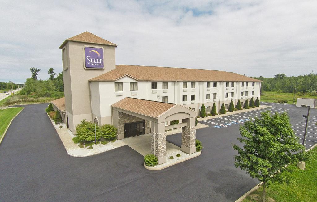 Sleep Inn and Suites Near I-90 and Ashtabula